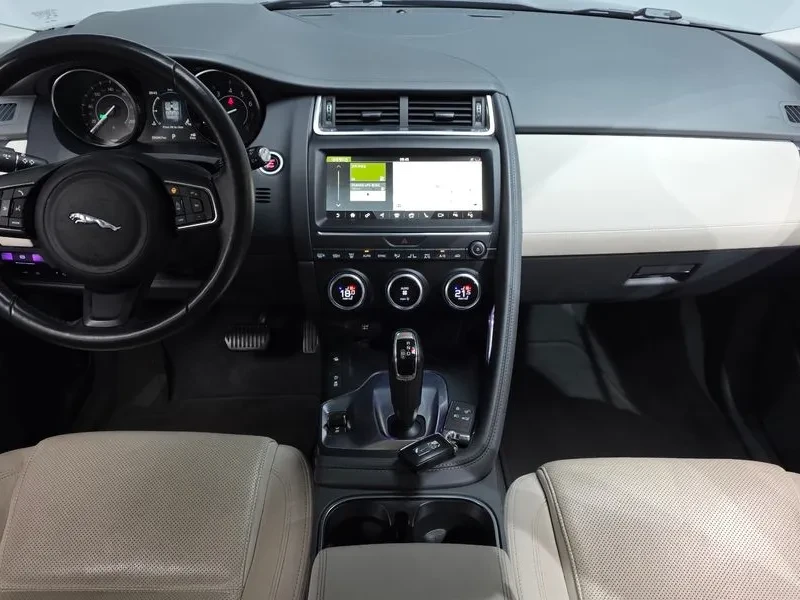 Jaguar E-pace P250 S, снимка 6 - Автомобили и джипове - 56463145
