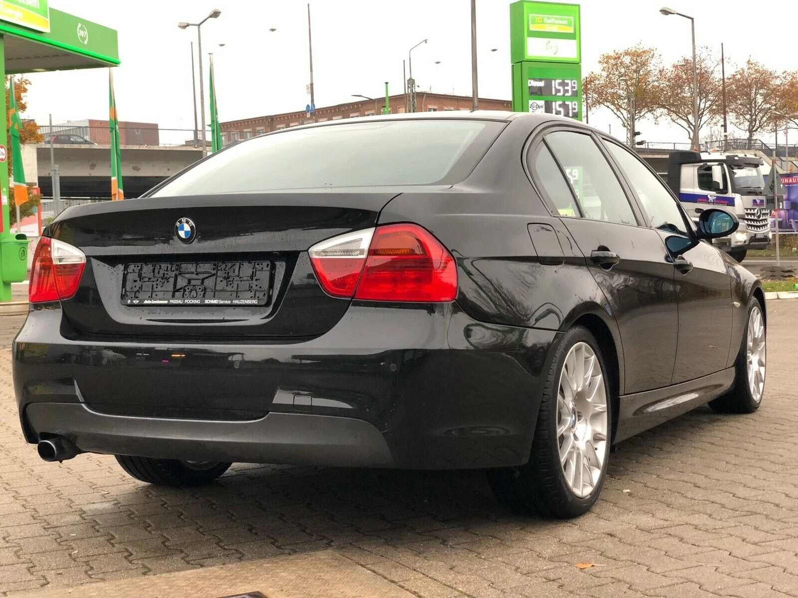 BMW 320 si - изображение 5