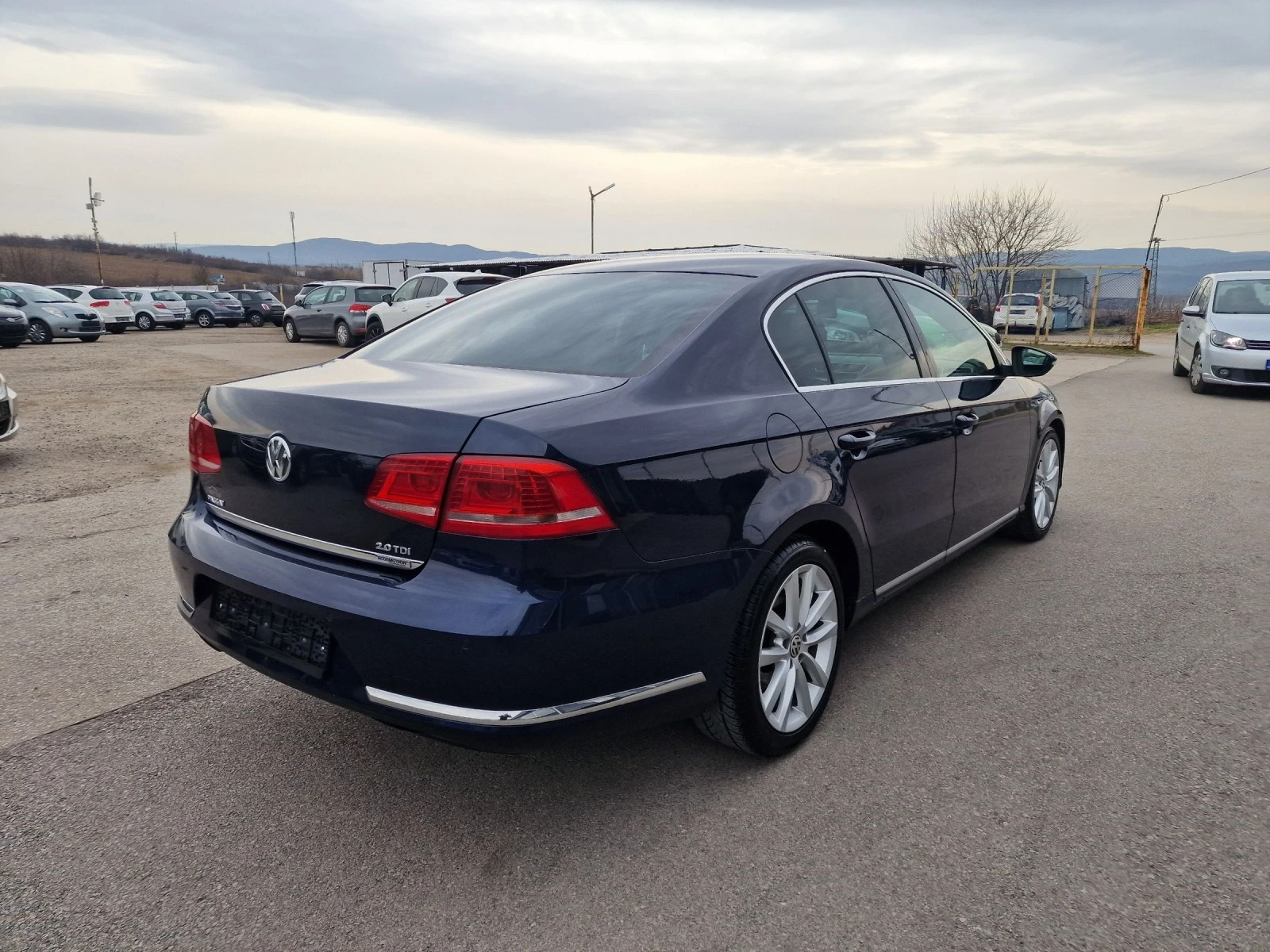 VW Passat 2.0TDI DSG - изображение 6