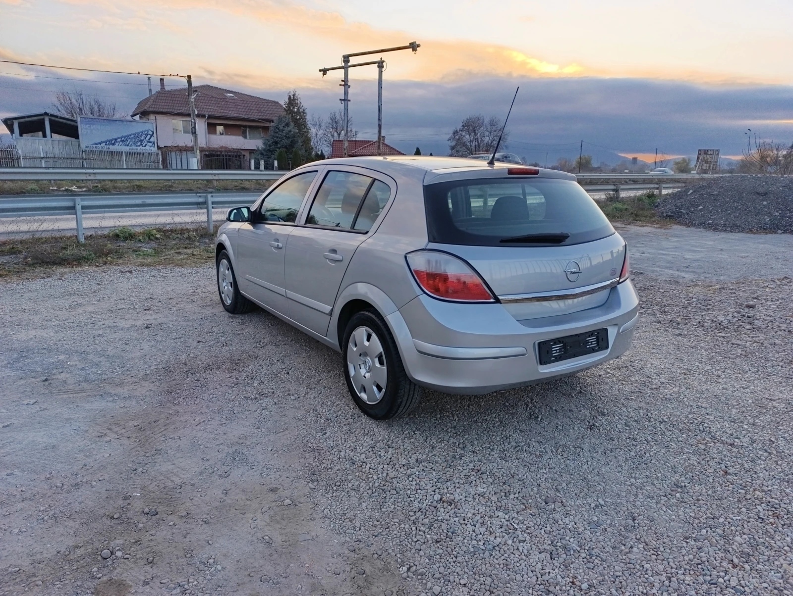 Opel Astra 1.6i-16v-105кс - изображение 5