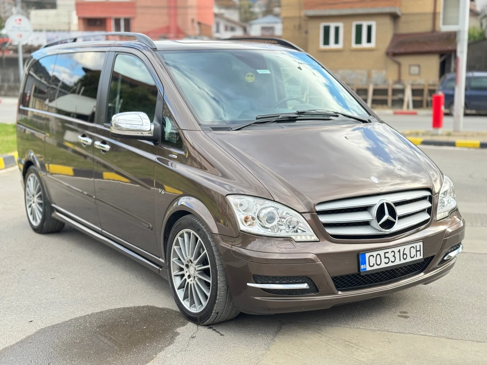 Mercedes-Benz Viano CDI 3.0V6 224кс* 5G-tronic* Кожен салон* Климатрон - изображение 4