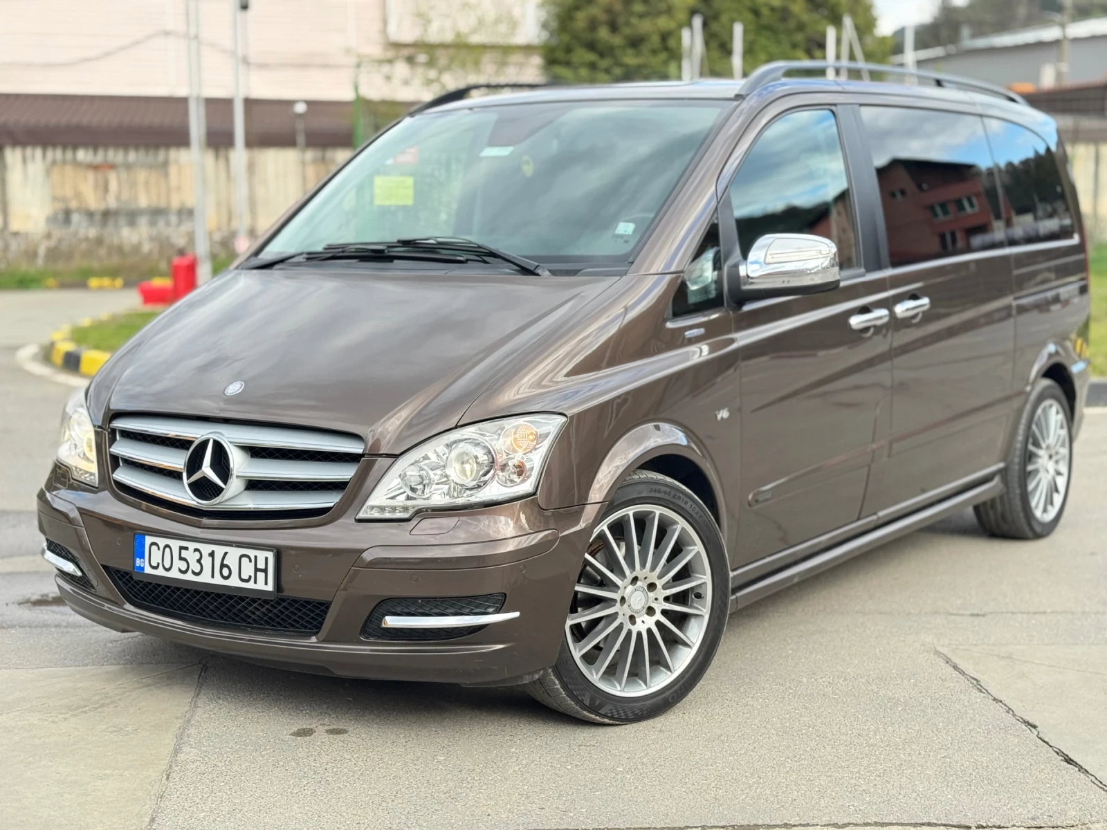 Mercedes-Benz Viano CDI 3.0V6 224кс* 5G-tronic* Кожен салон* Климатрон - изображение 2
