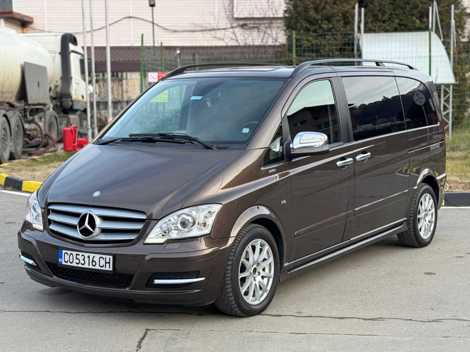 Mercedes-Benz Viano CDI 3.0V6 224кс* 5G-tronic* Кожен салон* Климатрон - изображение 4