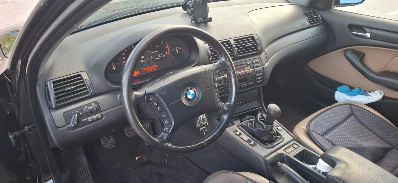 BMW 320 Е46 - изображение 2