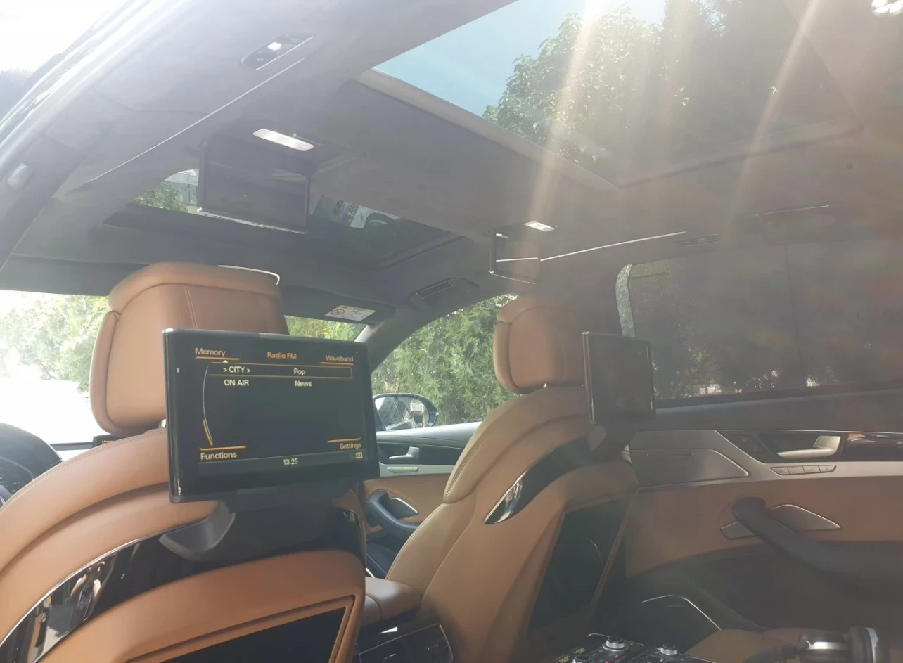 Audi A8 Long Exclusive  - изображение 8
