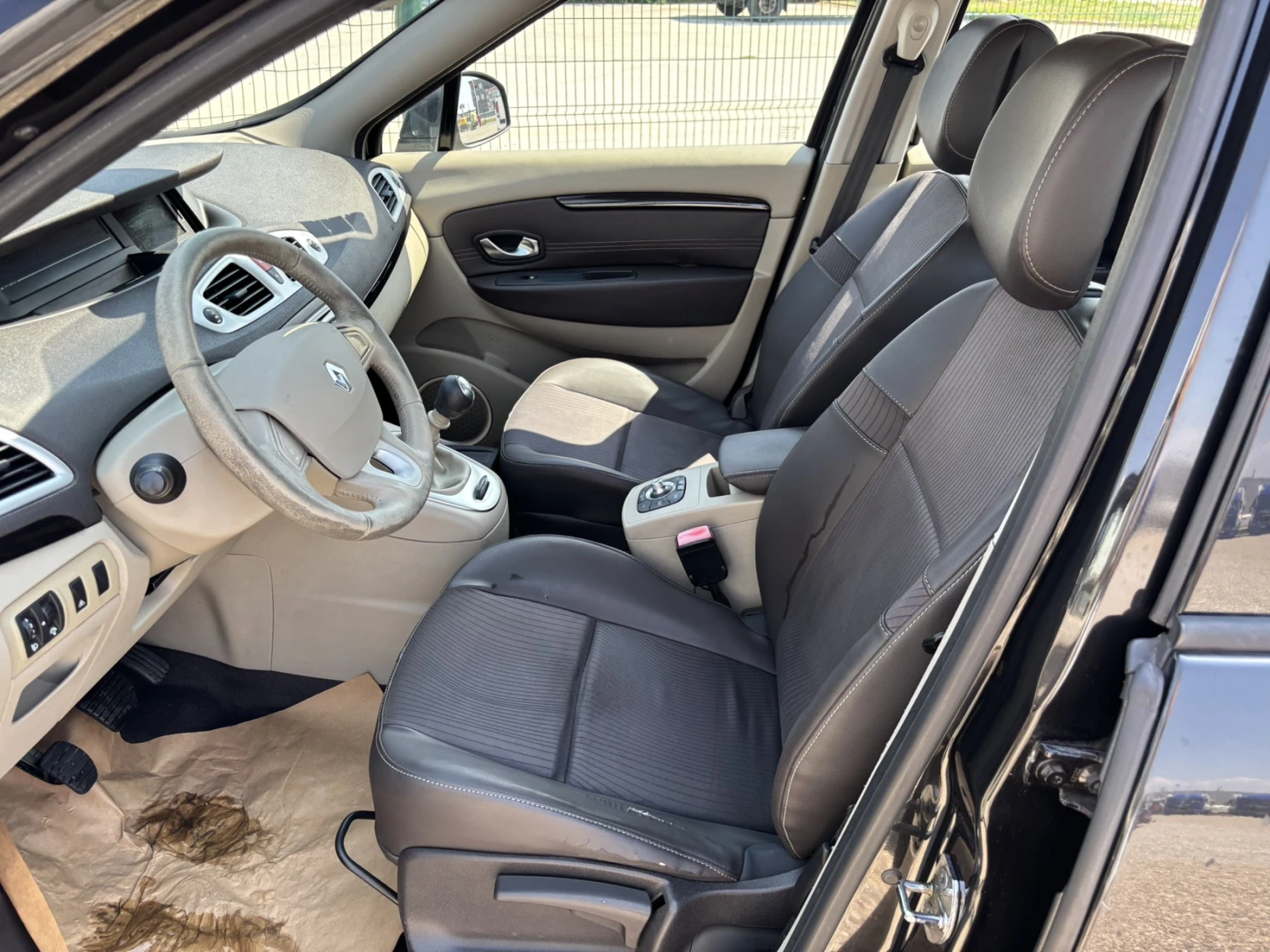 Renault Scenic 1.5 dCi - изображение 6