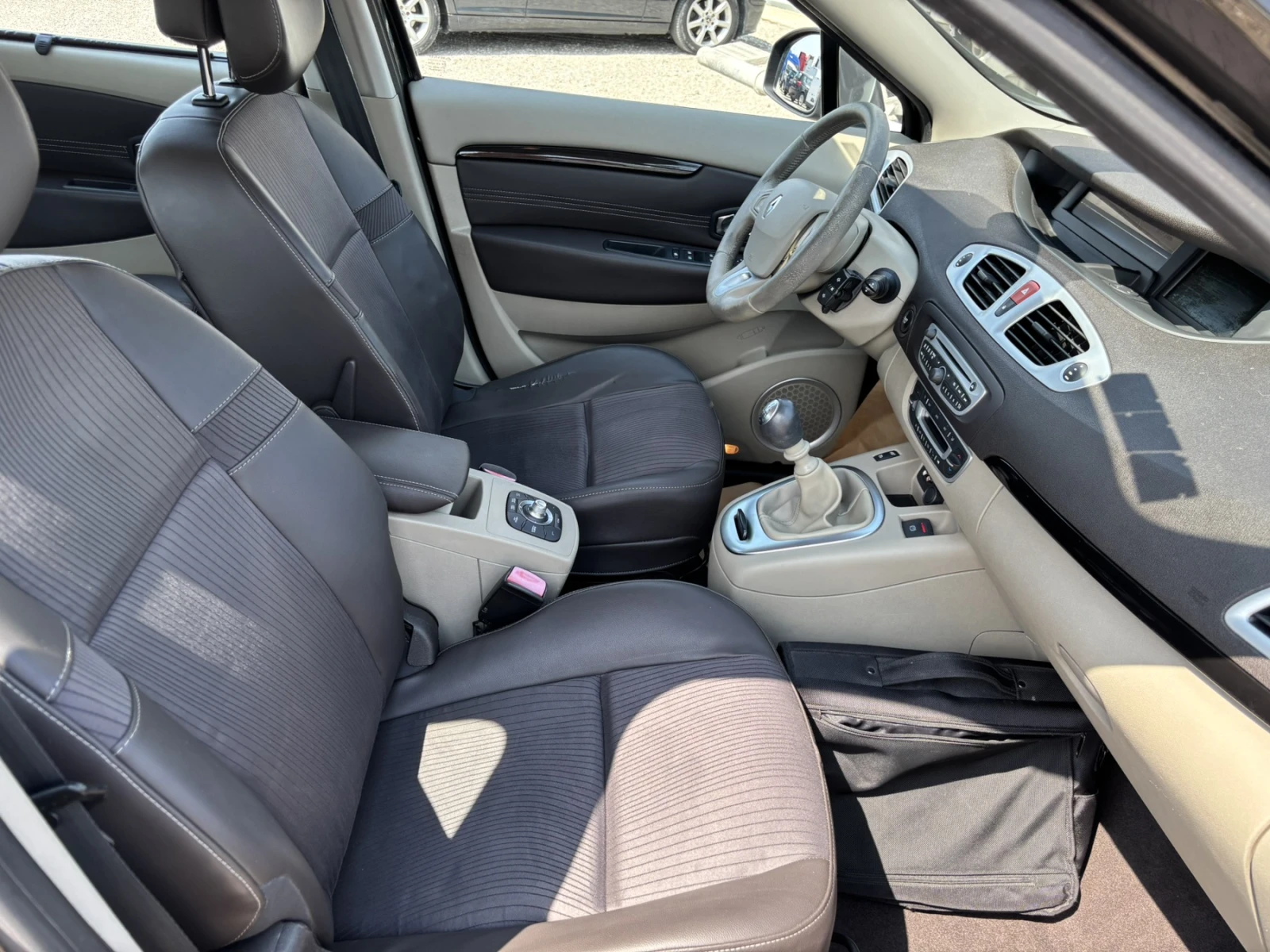 Renault Scenic 1.5 dCi - изображение 9