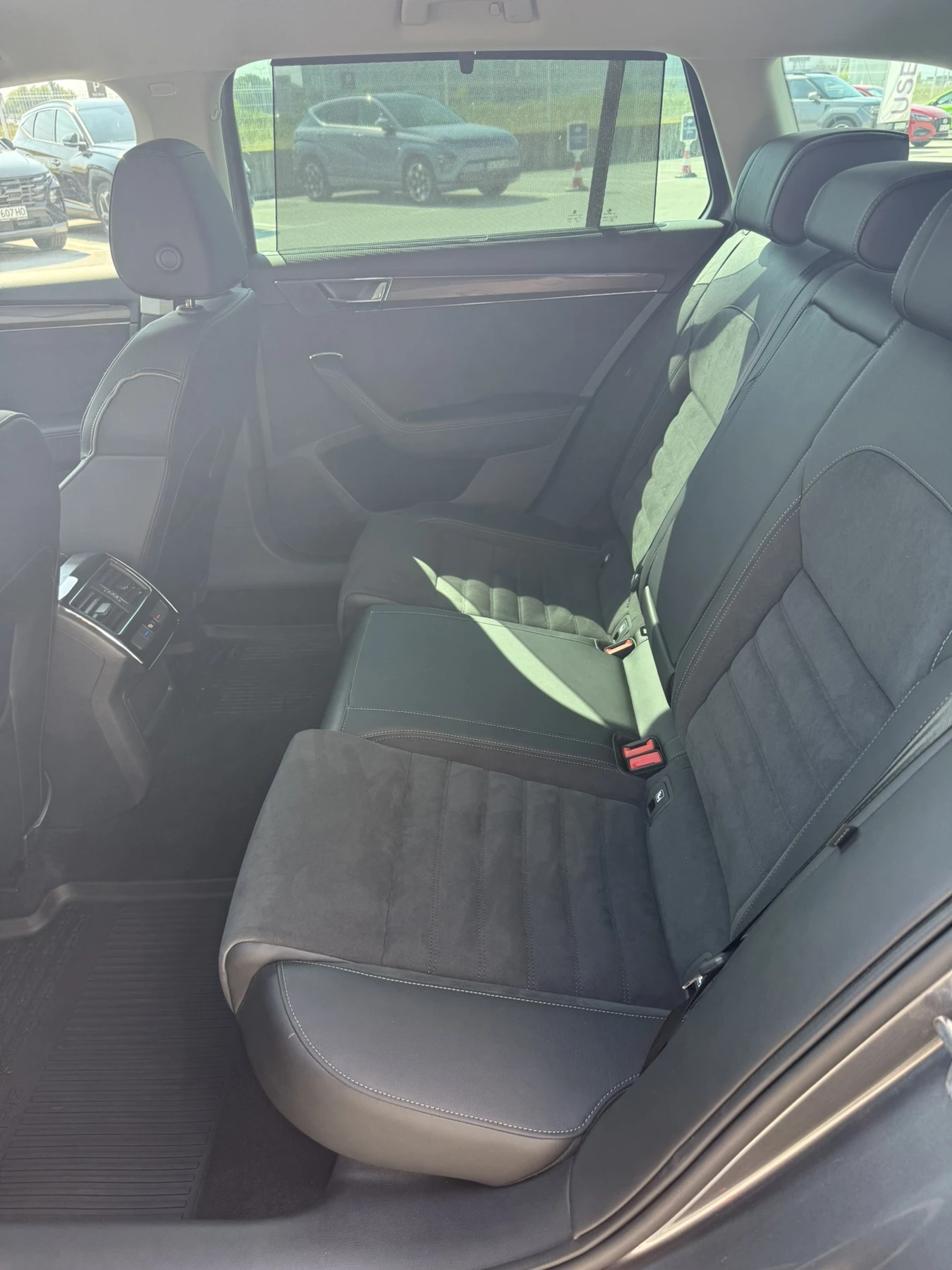 Skoda Superb Scout - изображение 7
