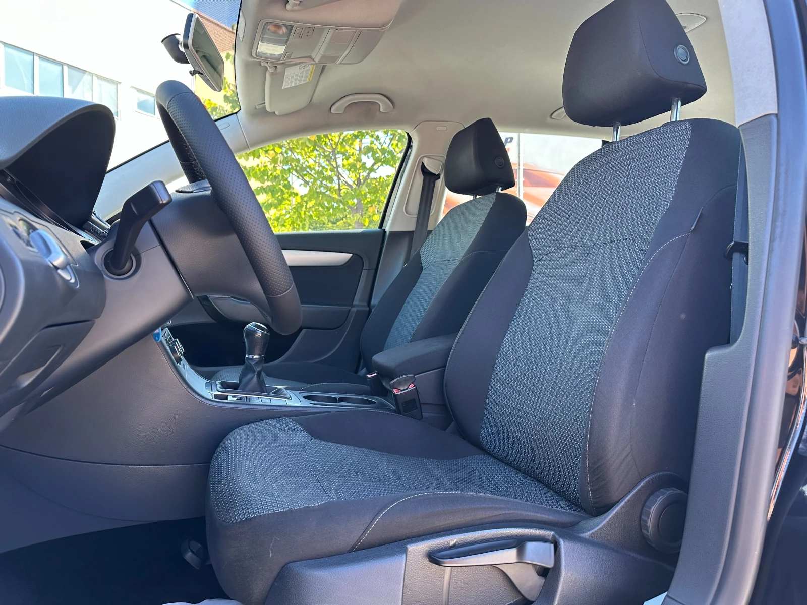 VW Passat 1.6d 105 к.с. - изображение 8