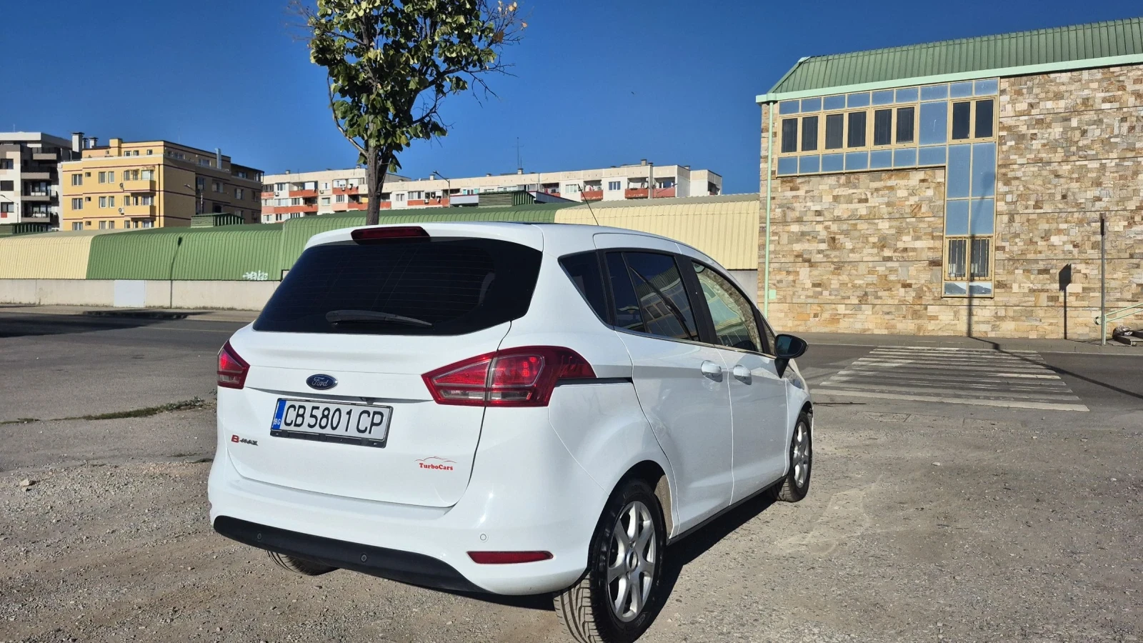 Ford B-Max 1.6i * Автомат * Обслужен * Перфектен* БАРТЕР - изображение 2