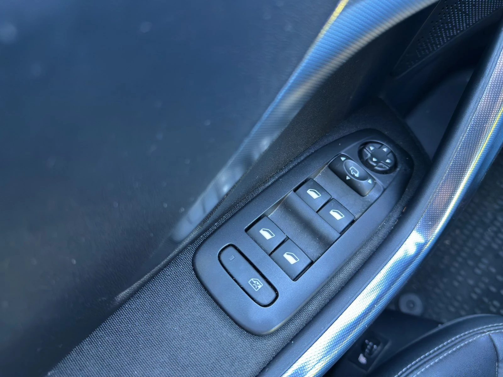 Peugeot 2008 | Mobile.bg   13