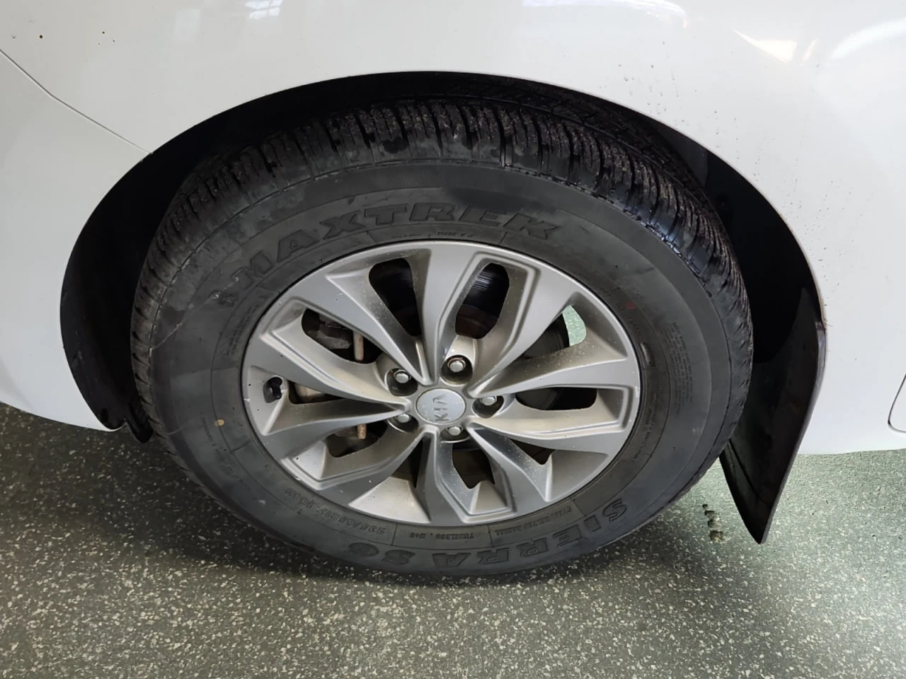 Kia Sedona CARFAX* АВТОФИНАНСИРАНЕ* БЕЗ ПЪРВОНАЧАЛНА ВНОСКА*  - изображение 6