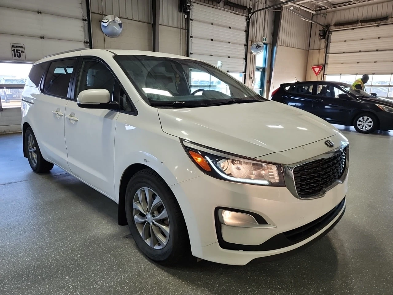 Kia Sedona CARFAX* АВТОФИНАНСИРАНЕ* БЕЗ ПЪРВОНАЧАЛНА ВНОСКА*  - изображение 2