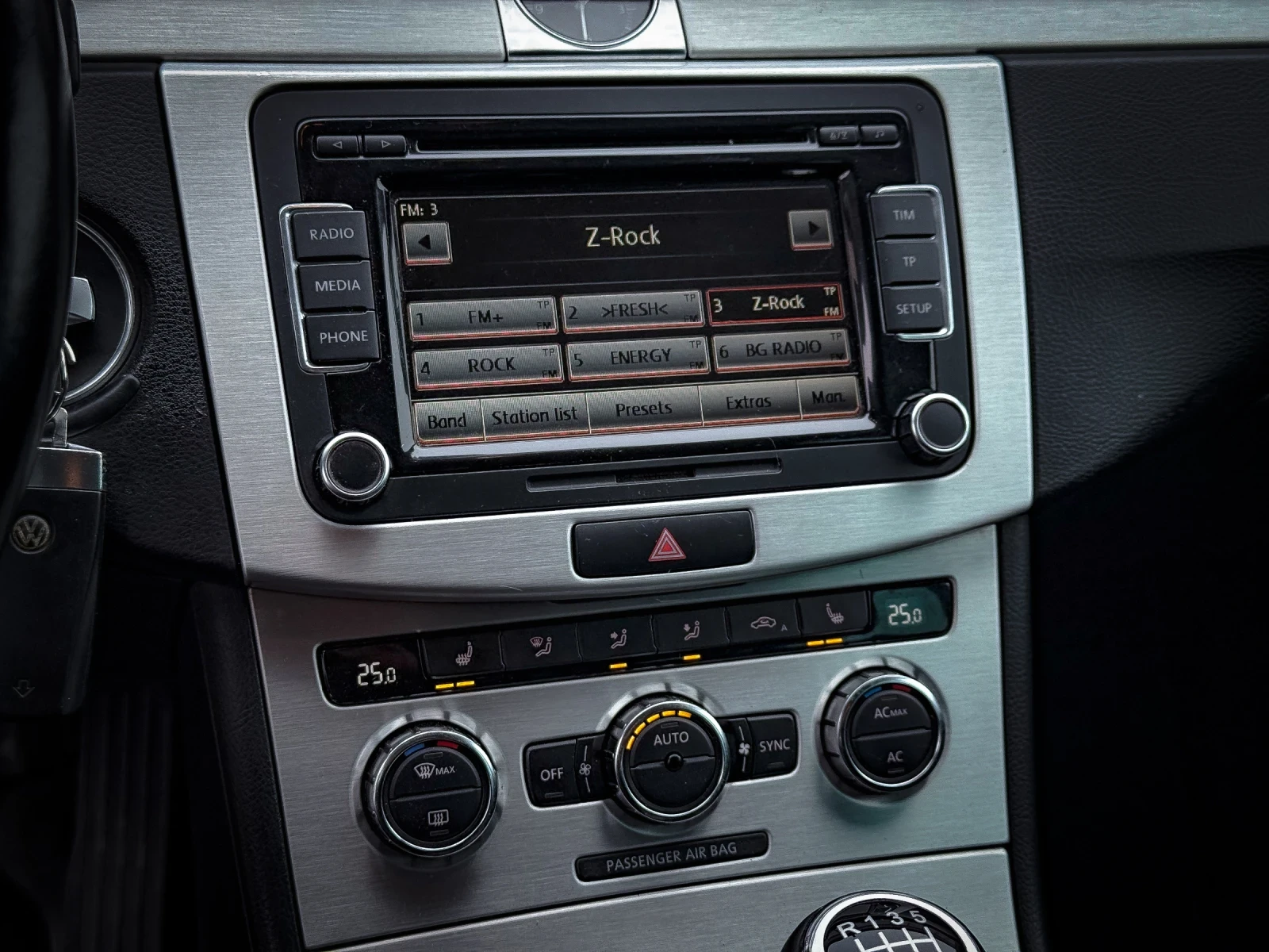 VW Passat B7* 2.0TDI* HIGHLINE - изображение 9