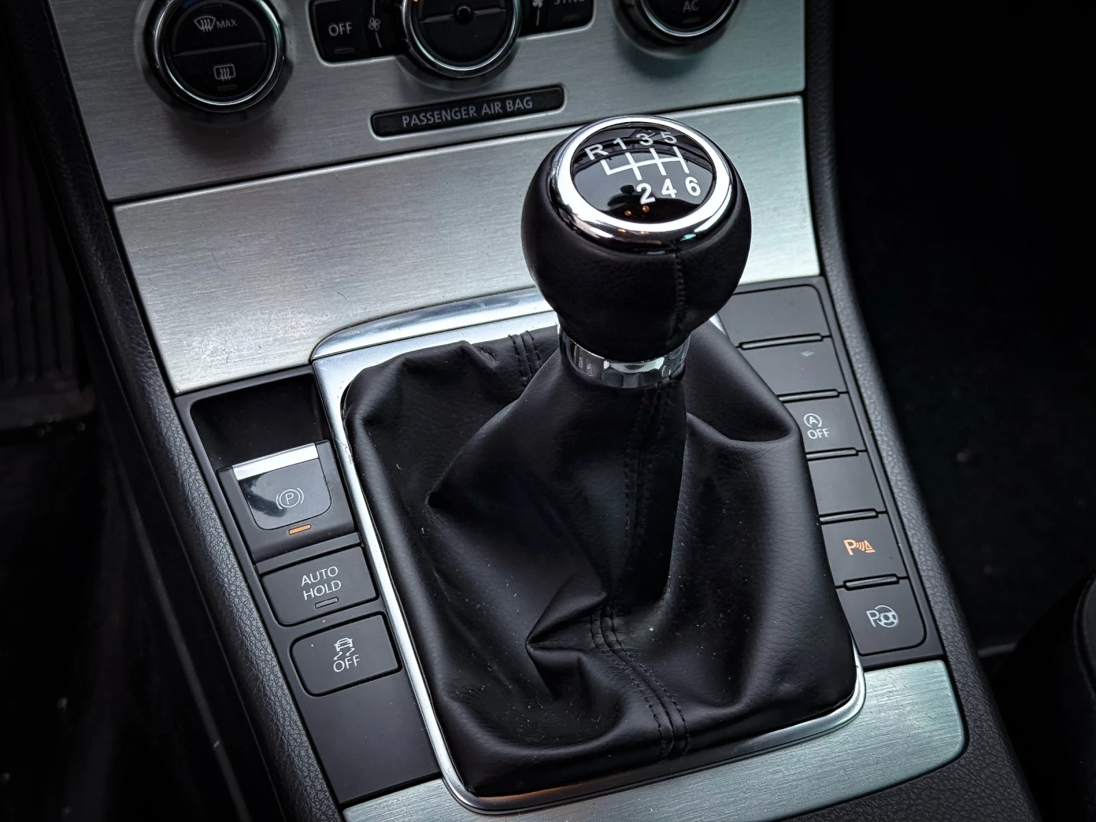 VW Passat B7* 2.0TDI* HIGHLINE - изображение 10