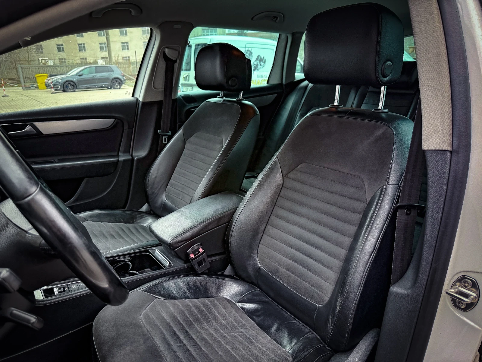 VW Passat B7* 2.0TDI* HIGHLINE - изображение 8