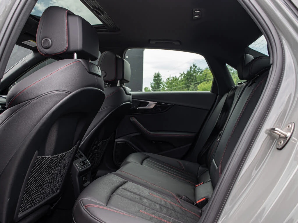 Audi A4 * S-Line* * HeadUp* A���������* (���� �� ��) | Mobile.bg � ����������� 10