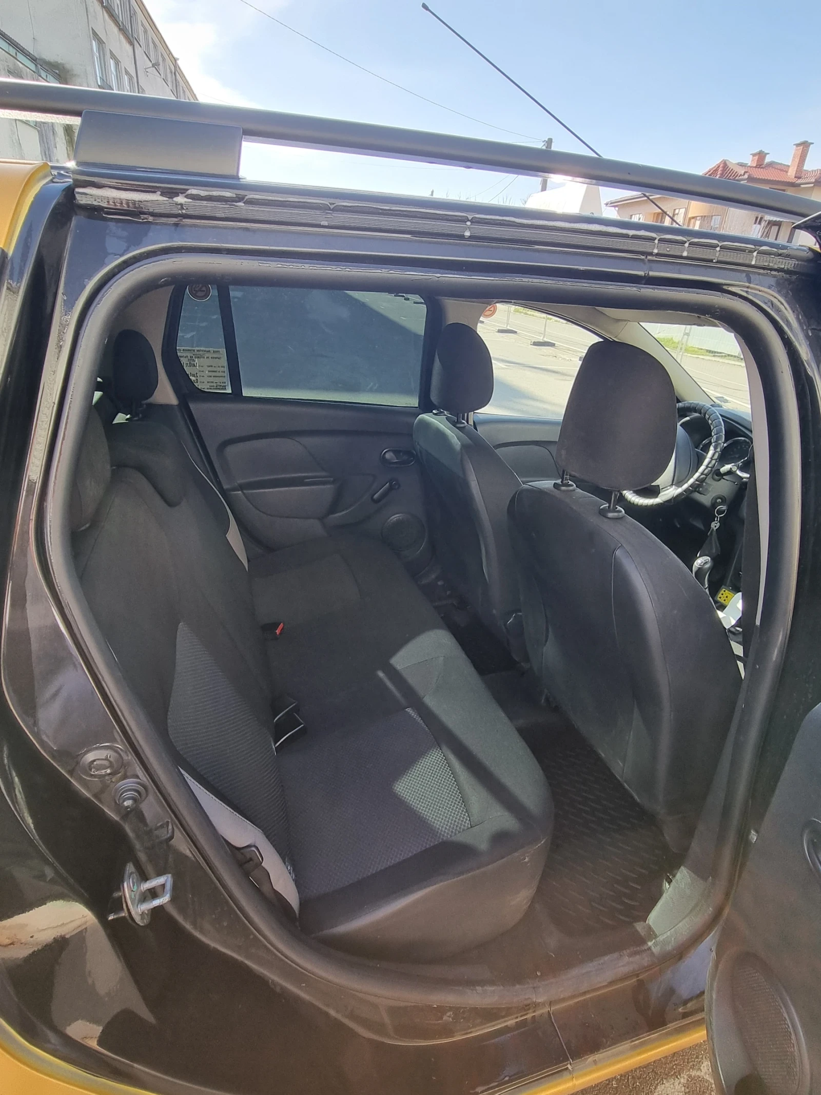 Dacia Logan 0.9 с турбина на газ LPG, снимка 7 - Автомобили и джипове - 53756441