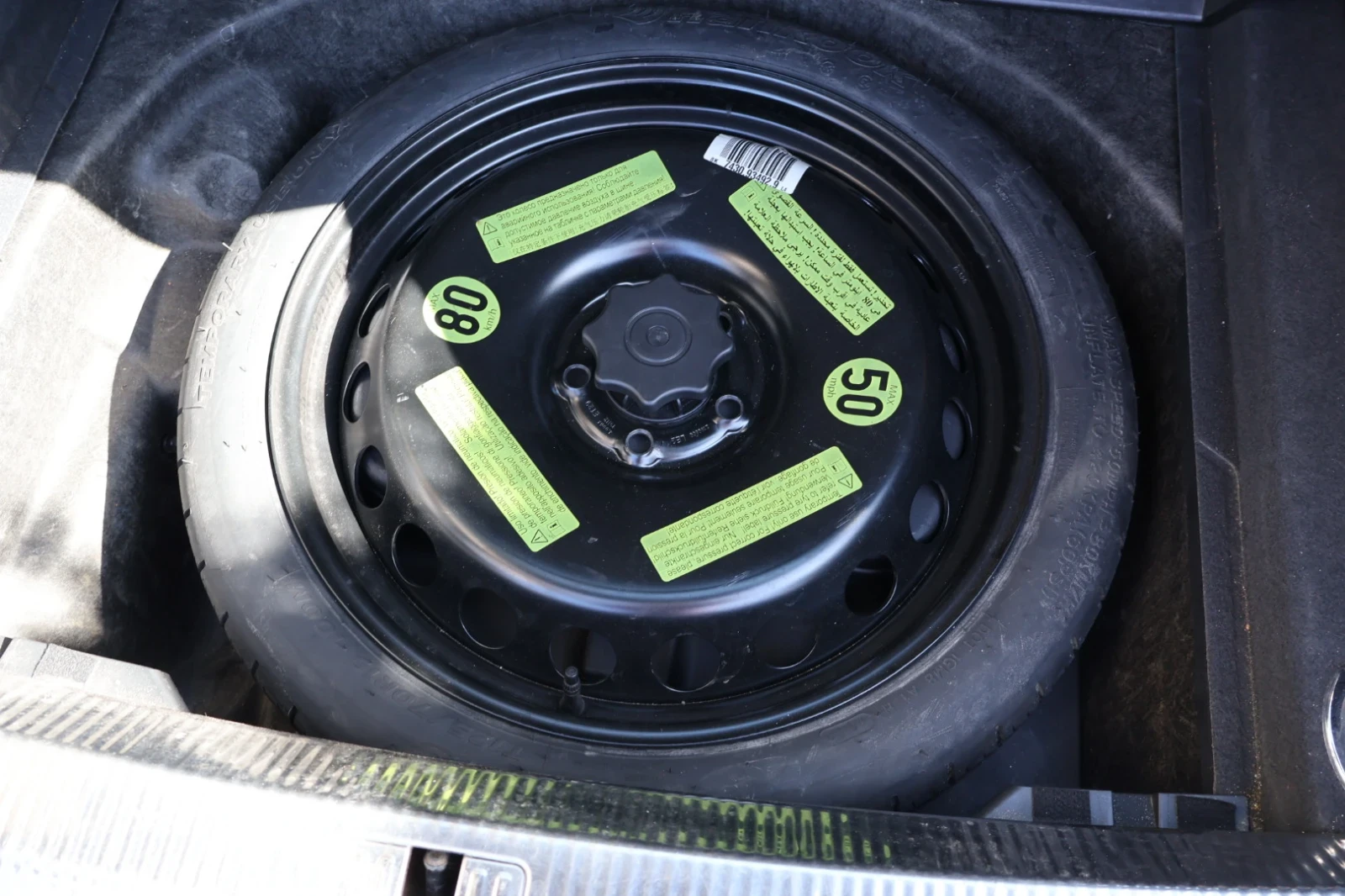 Audi A4 2.0 TDI 177 к.с. S-line Черен таван, F-1 пера на в, снимка 16 - Автомобили и джипове - 53846921