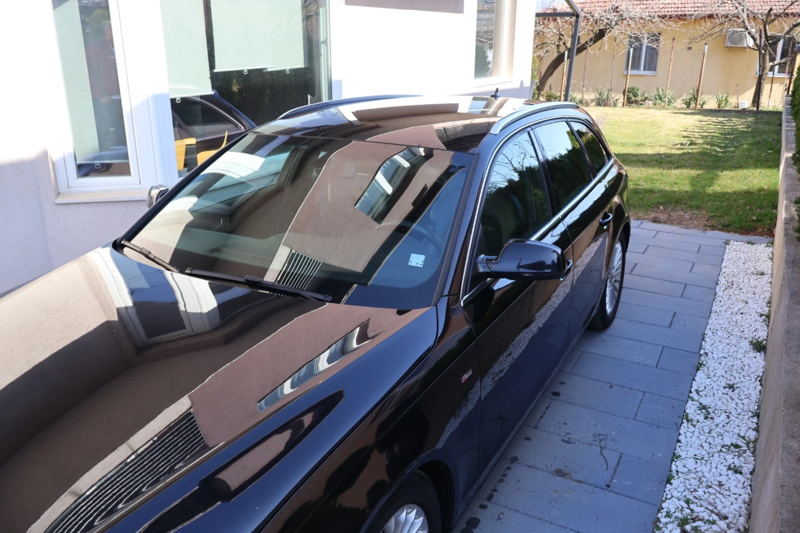 Audi A4 2.0 TDI 177 к.с. S-line Черен таван, F-1 пера на в, снимка 8 - Автомобили и джипове - 53846921