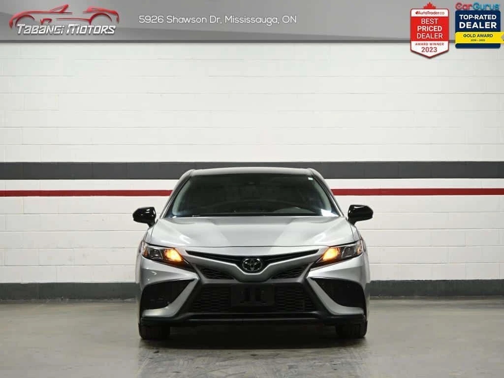 Toyota Camry * SE Heated Seats Apple Carplay Radar Cruise * CAR, снимка 2 - Автомобили и джипове - 53950872