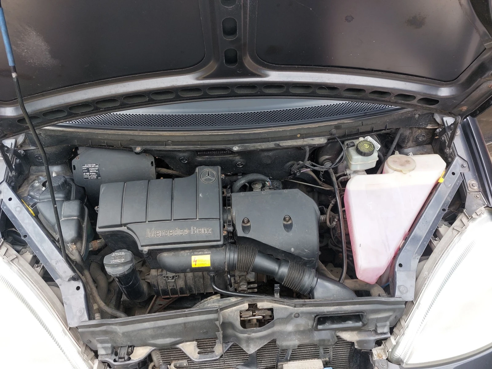 Mercedes-Benz A 190, снимка 4 - Автомобили и джипове - 54101698