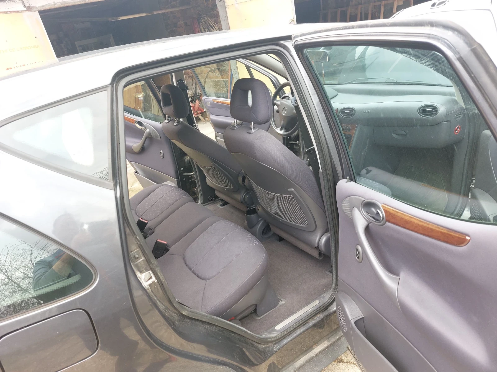 Mercedes-Benz A 190, снимка 8 - Автомобили и джипове - 54101698