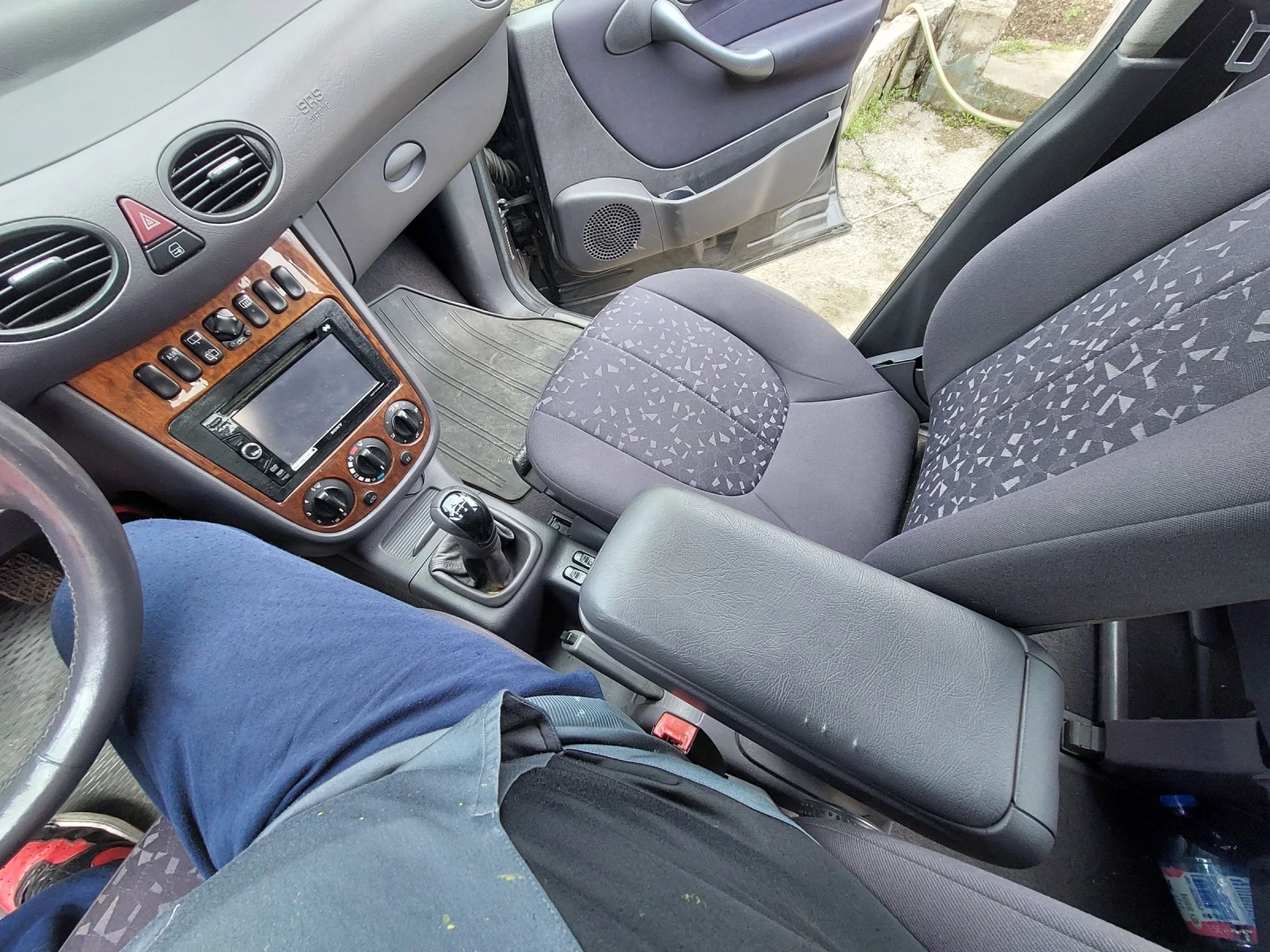 Mercedes-Benz A 190, снимка 10 - Автомобили и джипове - 54101698