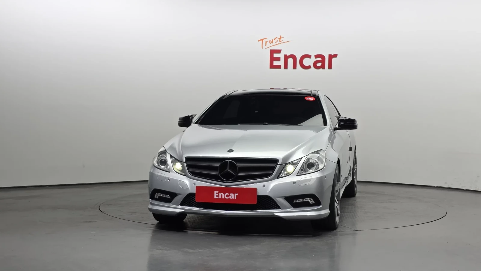 Mercedes-Benz E 350 !AMG PACK! !PANORAMA! #УНИКАТ#, снимка 4 - Автомобили и джипове - 54924935