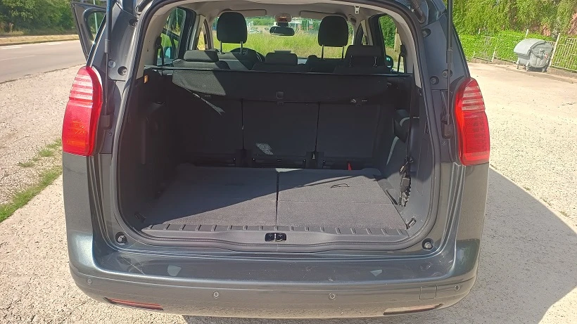 Peugeot 5008, снимка 11 - Автомобили и джипове - 54932600