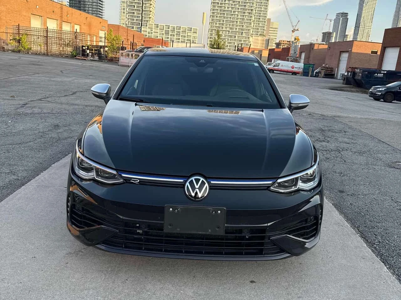 VW Golf * R* DSG * АВТОКРЕДИТ БЕЗ ПЪРВОНАЧАЛНА ВНОСКА* , снимка 6 - Автомобили и джипове - 55140685