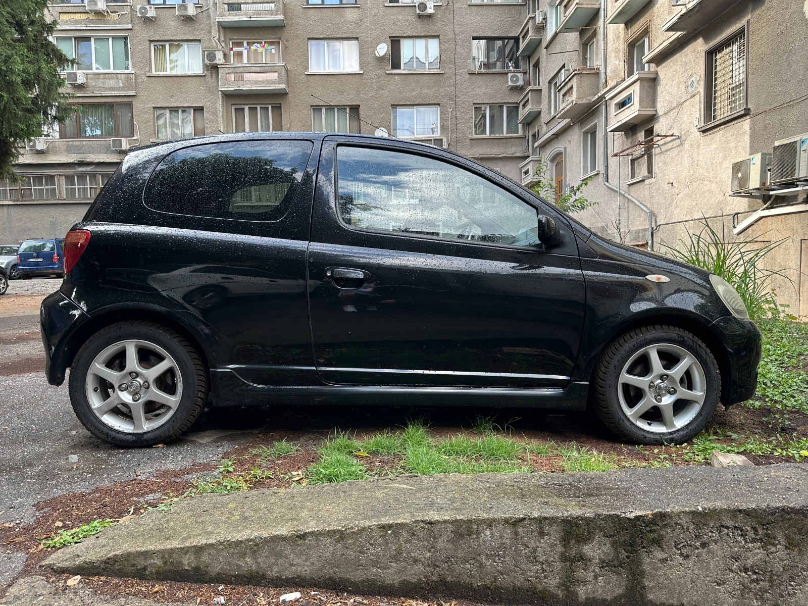 Toyota Yaris, снимка 3 - Автомобили и джипове - 55151674