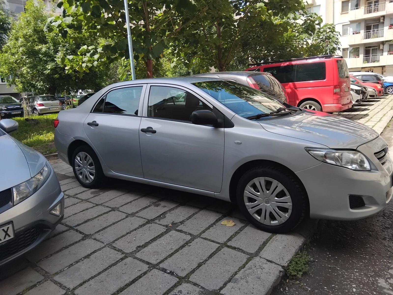 Toyota Corolla 1.6, снимка 3 - Автомобили и джипове - 55182581
