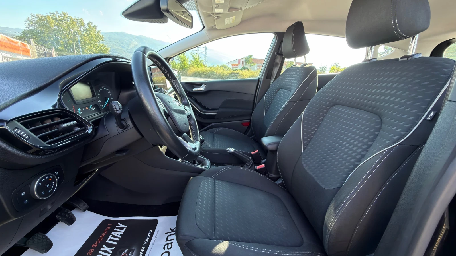 Ford Fiesta TITANIUM ОБСЛУЖЕНА, снимка 8 - Автомобили и джипове - 55740009