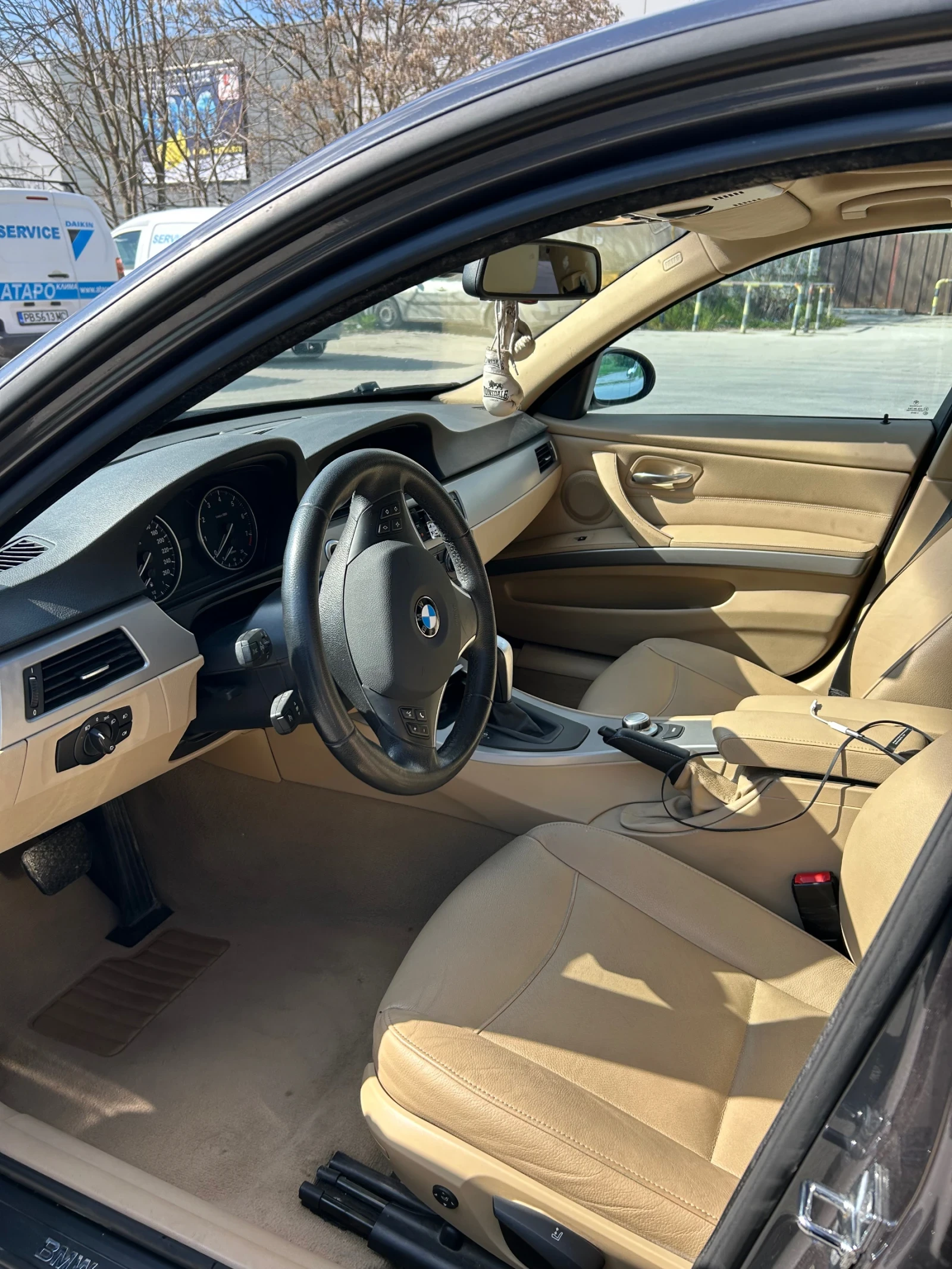 BMW 320 320i, снимка 5 - Автомобили и джипове - 55837913