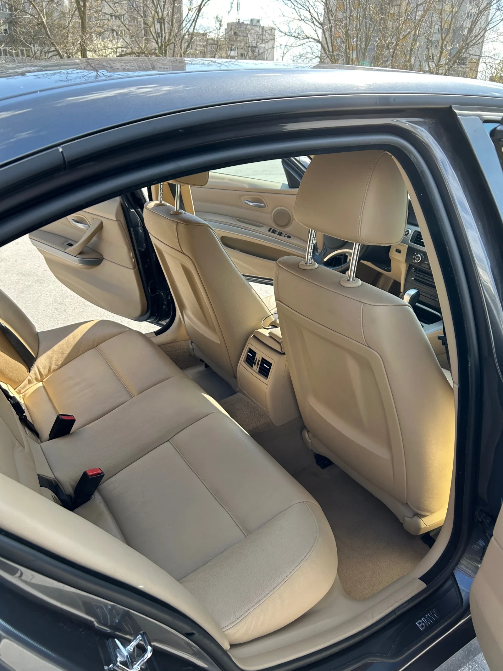 BMW 320 320i, снимка 9 - Автомобили и джипове - 55837913