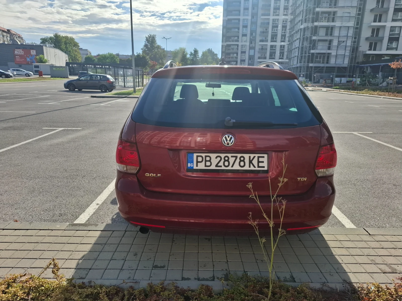 VW Golf 1.6 105кс, снимка 5 - Автомобили и джипове - 56017364