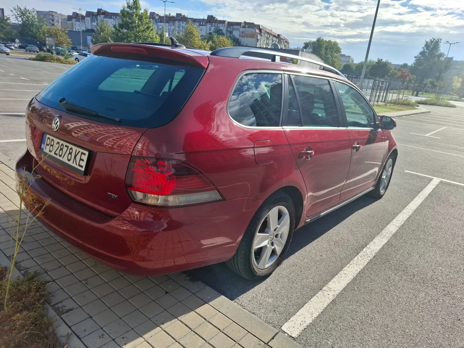 VW Golf 1.6 105кс, снимка 6 - Автомобили и джипове - 56017364