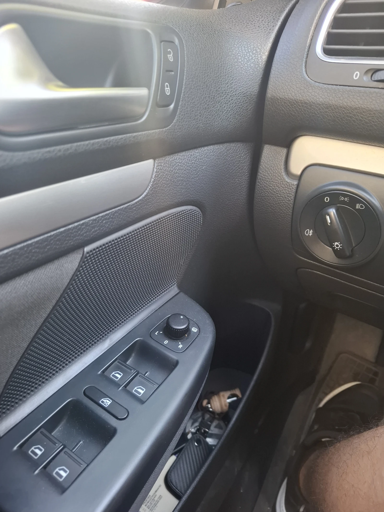 VW Golf Variant, снимка 12 - Автомобили и джипове - 56017364