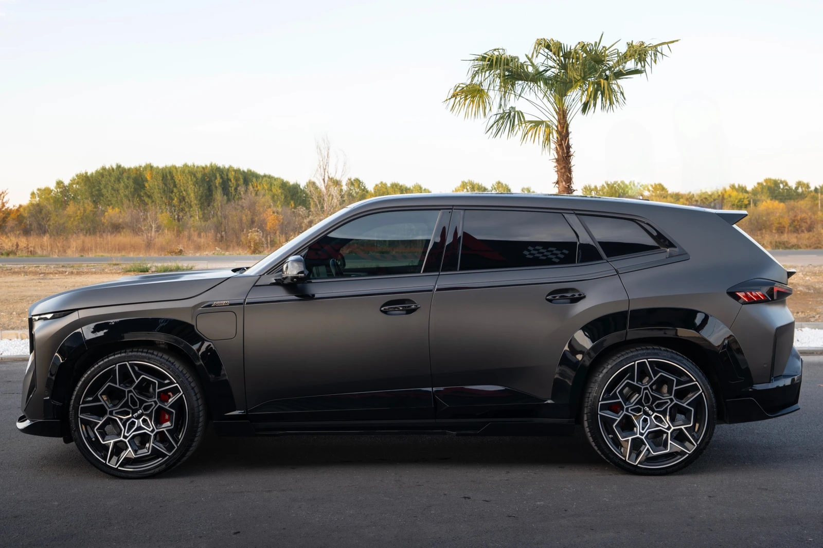 BMW XM RNG DESIGN 1 of 1= XDRIVE= M DRIVE PACKAGE= B&W=  | Mobile.bg � ����������� 8