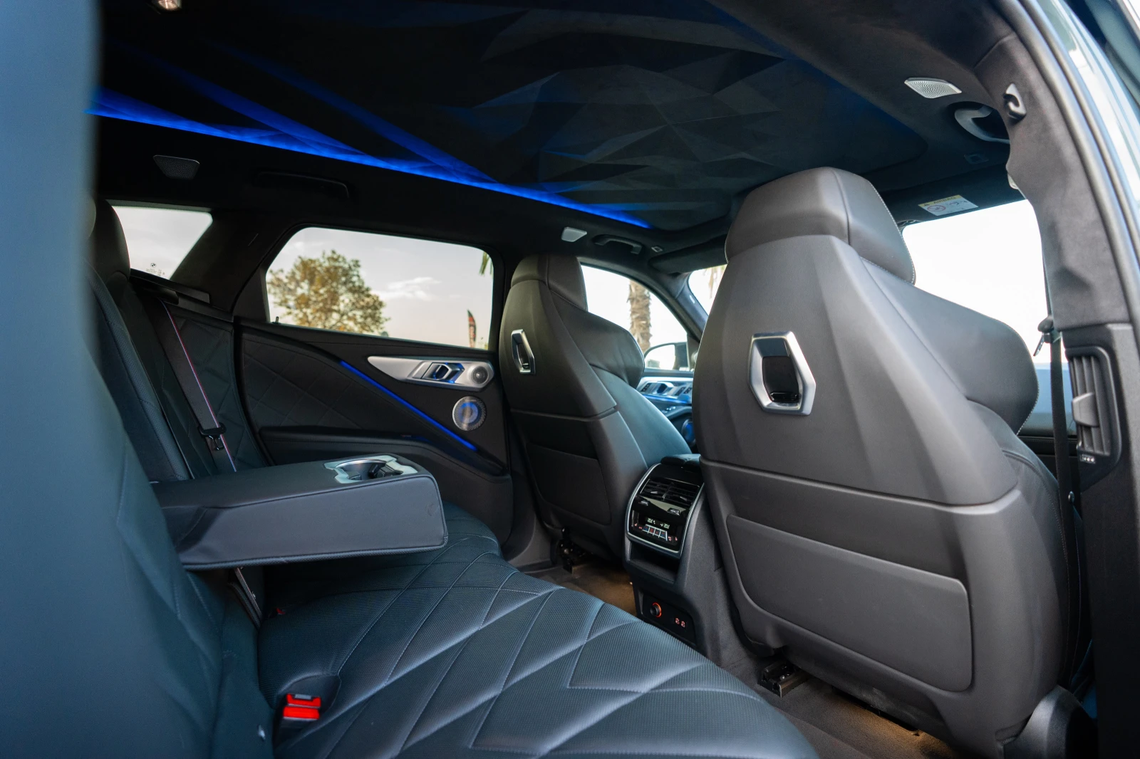 BMW XM RNG DESIGN 1 of 1= XDRIVE= M DRIVE PACKAGE= B&W=  | Mobile.bg � ����������� 13