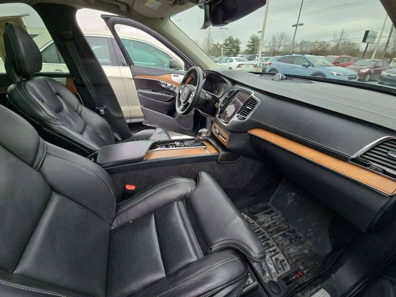 Volvo Xc90 T6 Inscription 7-местен* Bowers&Wilkins* 360* , снимка 9 - Автомобили и джипове - 48868392