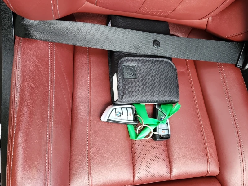 BMW X6 M-pkg* Laser* Harman/Kardon* Пано, снимка 14 - Автомобили и джипове - 52317623