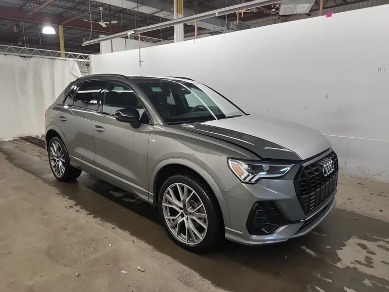 Audi Q3 / PROGRESSIV / PANO / PODGREV / CARFAX, снимка 3 - Автомобили и джипове - 53246921