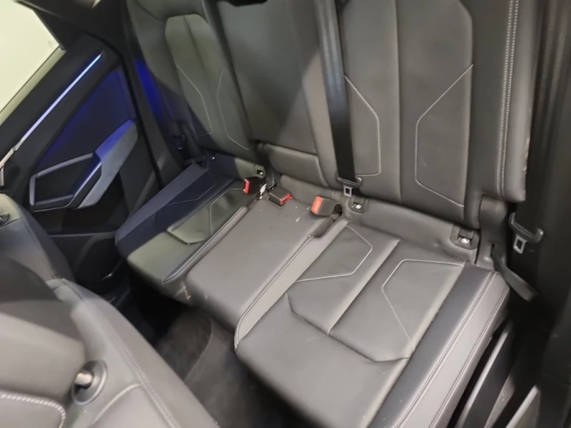 Audi Q3 / PROGRESSIV / PANO / PODGREV / CARFAX, снимка 13 - Автомобили и джипове - 53246921