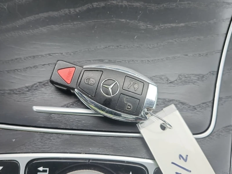 Mercedes-Benz GLC * AMG 43 * CARFAX * ЦЕНА ДО БГ, снимка 16 - Автомобили и джипове - 53286600