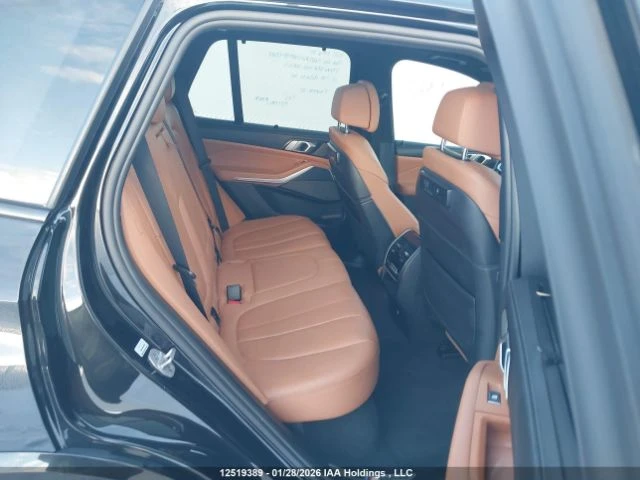 BMW X5 xDrive40i* M-PACK* LASAER* PANO* SWAROVSKI* , снимка 11 - Автомобили и джипове - 53705286