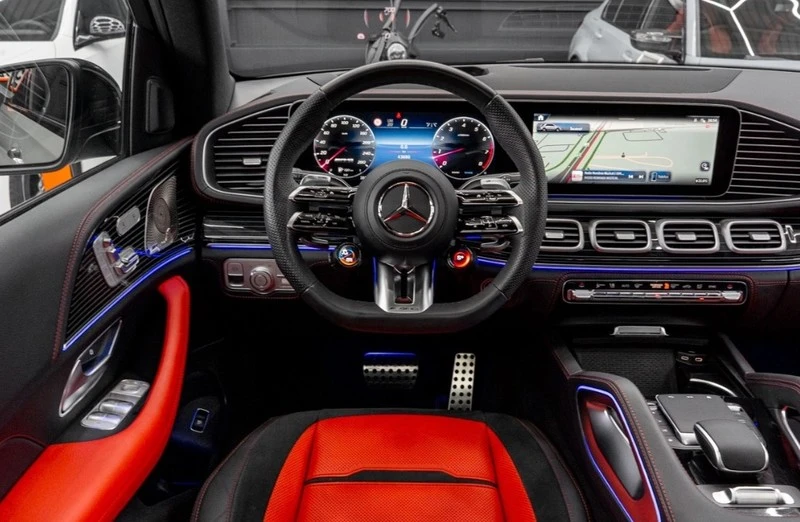 Mercedes-Benz GLE 53 4MATIC GLE 53 AMG 4Matic+ , снимка 3 - Автомобили и джипове - 55900244