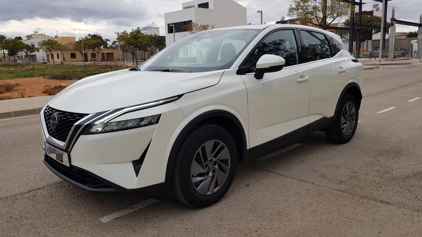 Nissan Qashqai 1.3DIGT MHEV - изображение 8