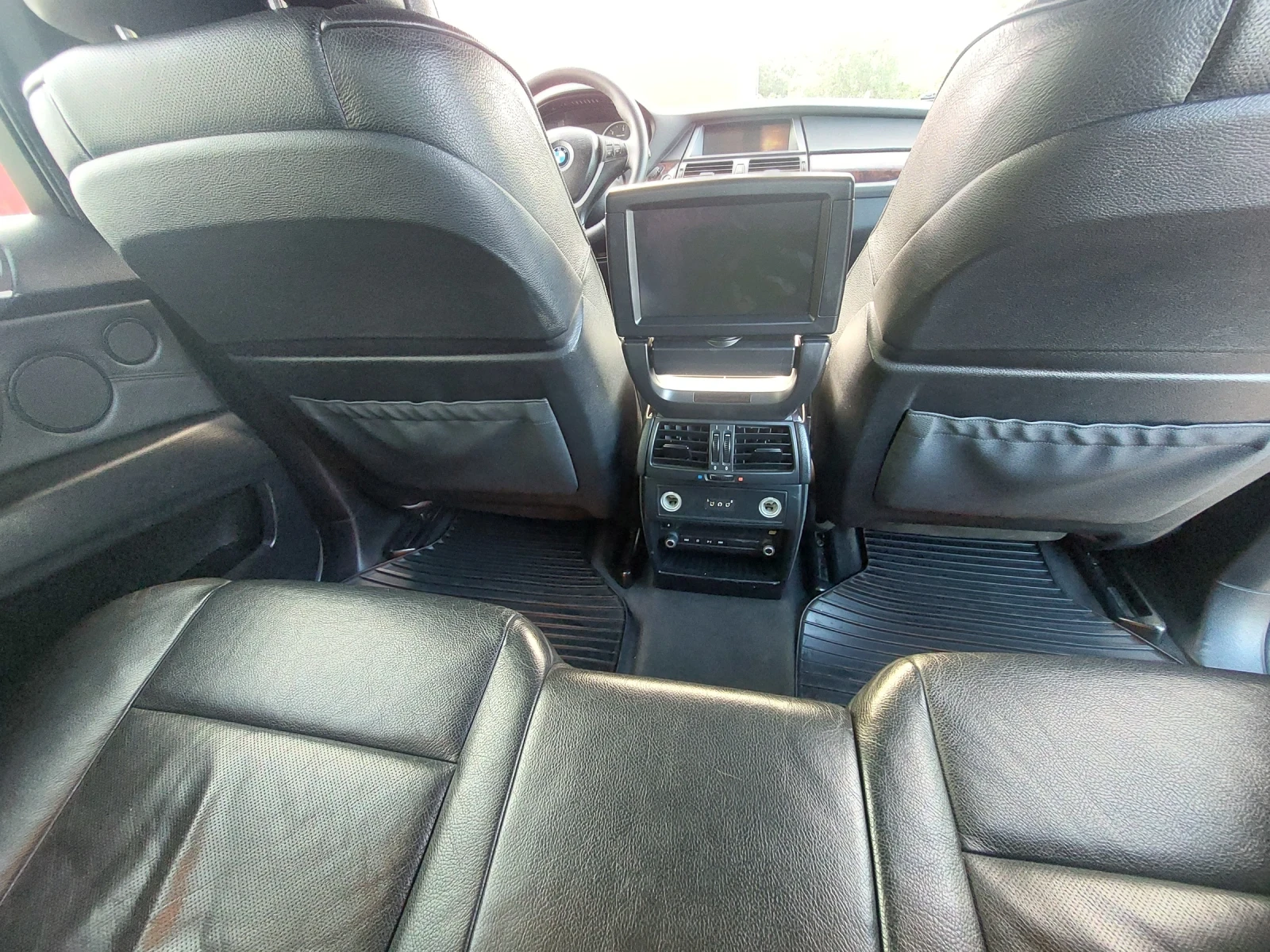 BMW X5  - изображение 9